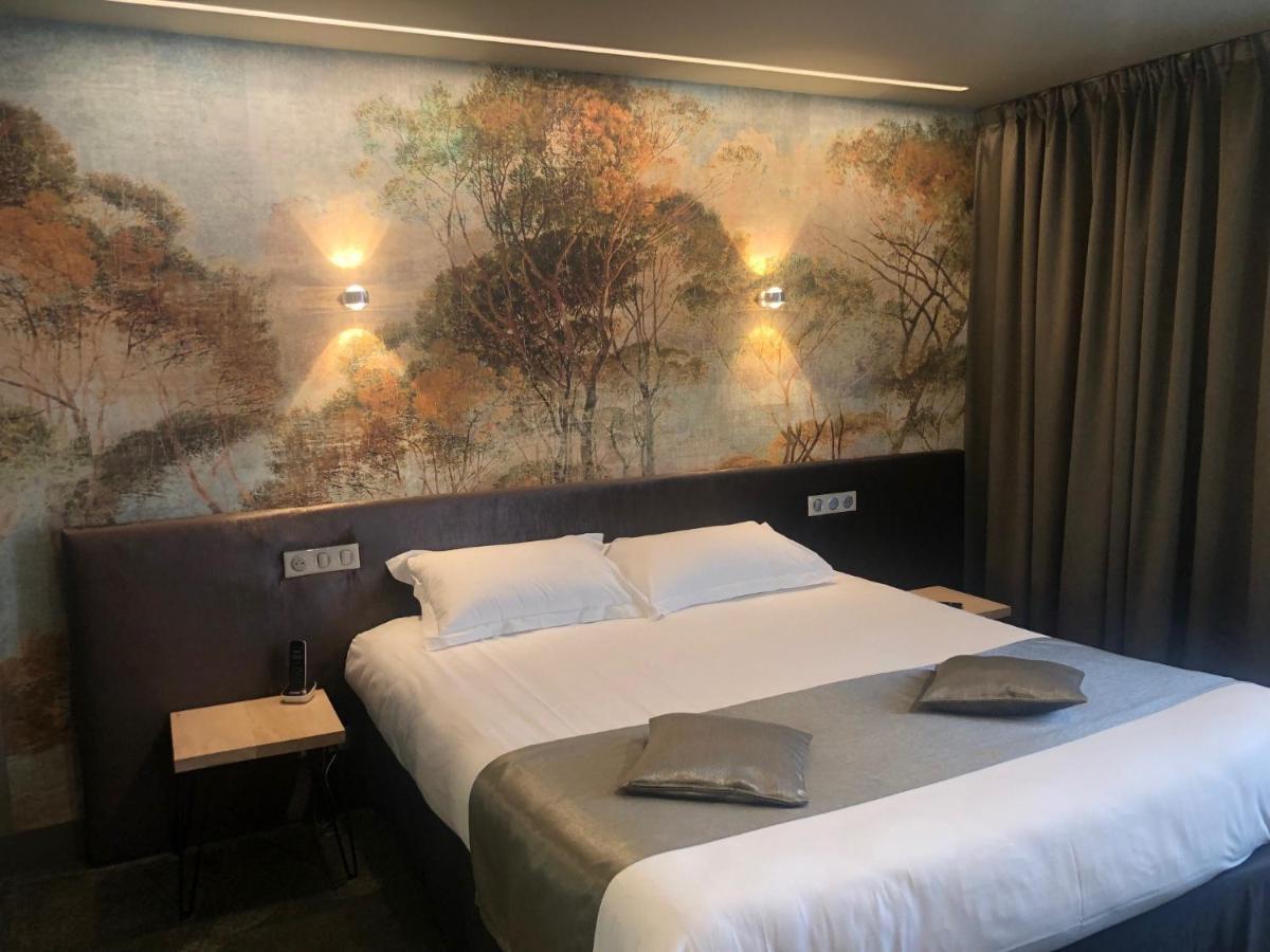 Logis Hotel Et Spa Chez Camillou Aumont-Aubrac Exteriör bild