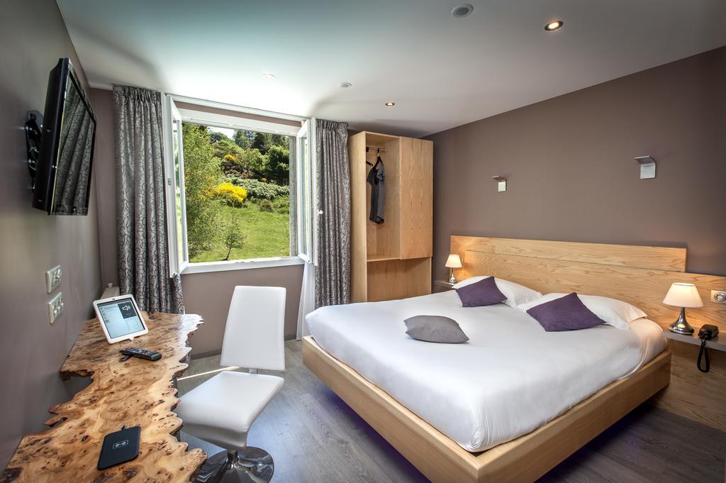 Logis Hotel Et Spa Chez Camillou Aumont-Aubrac Exteriör bild